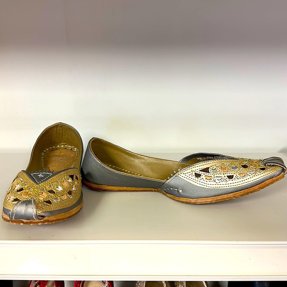 Women’s shoes